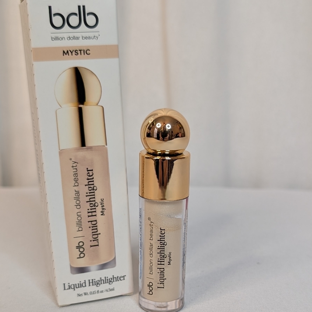 Billion Dollar Beauty bdb Liquid Highlighter Mystic Full Size